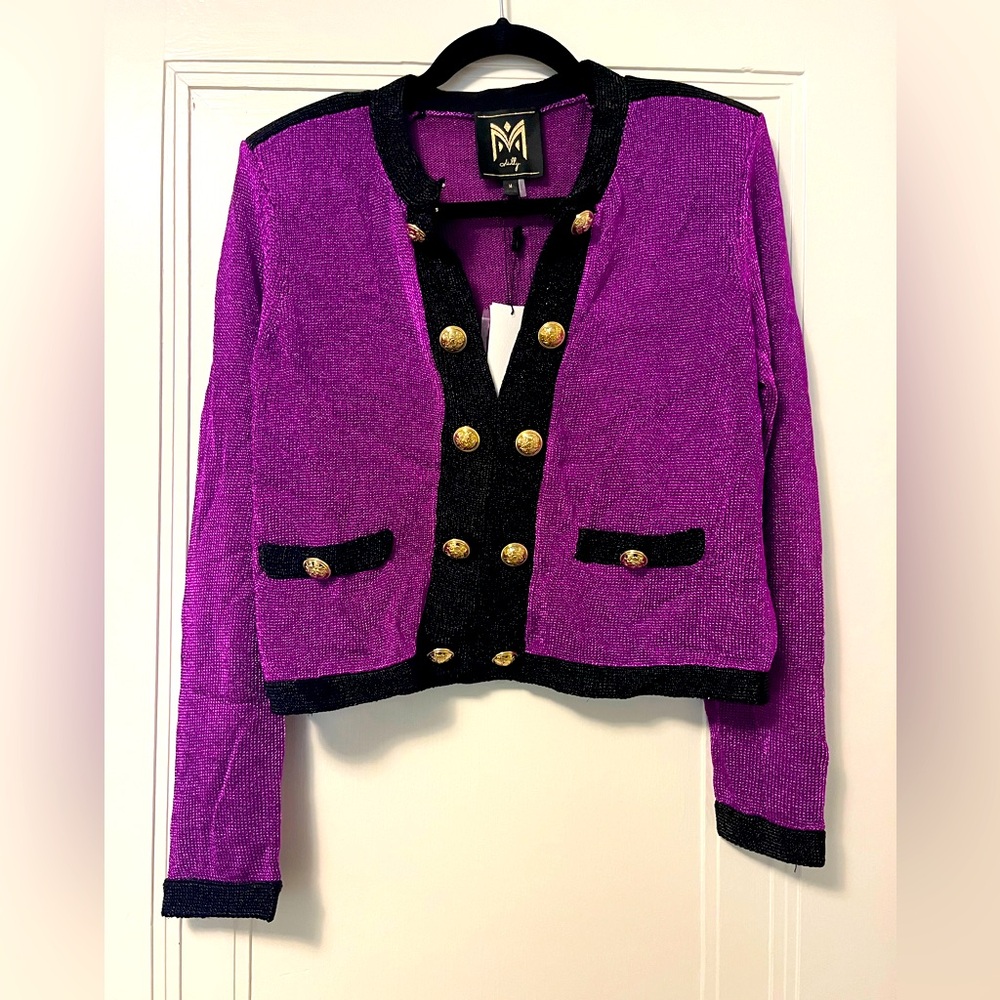 Milly’s classic cardigan with a festive shimmer!